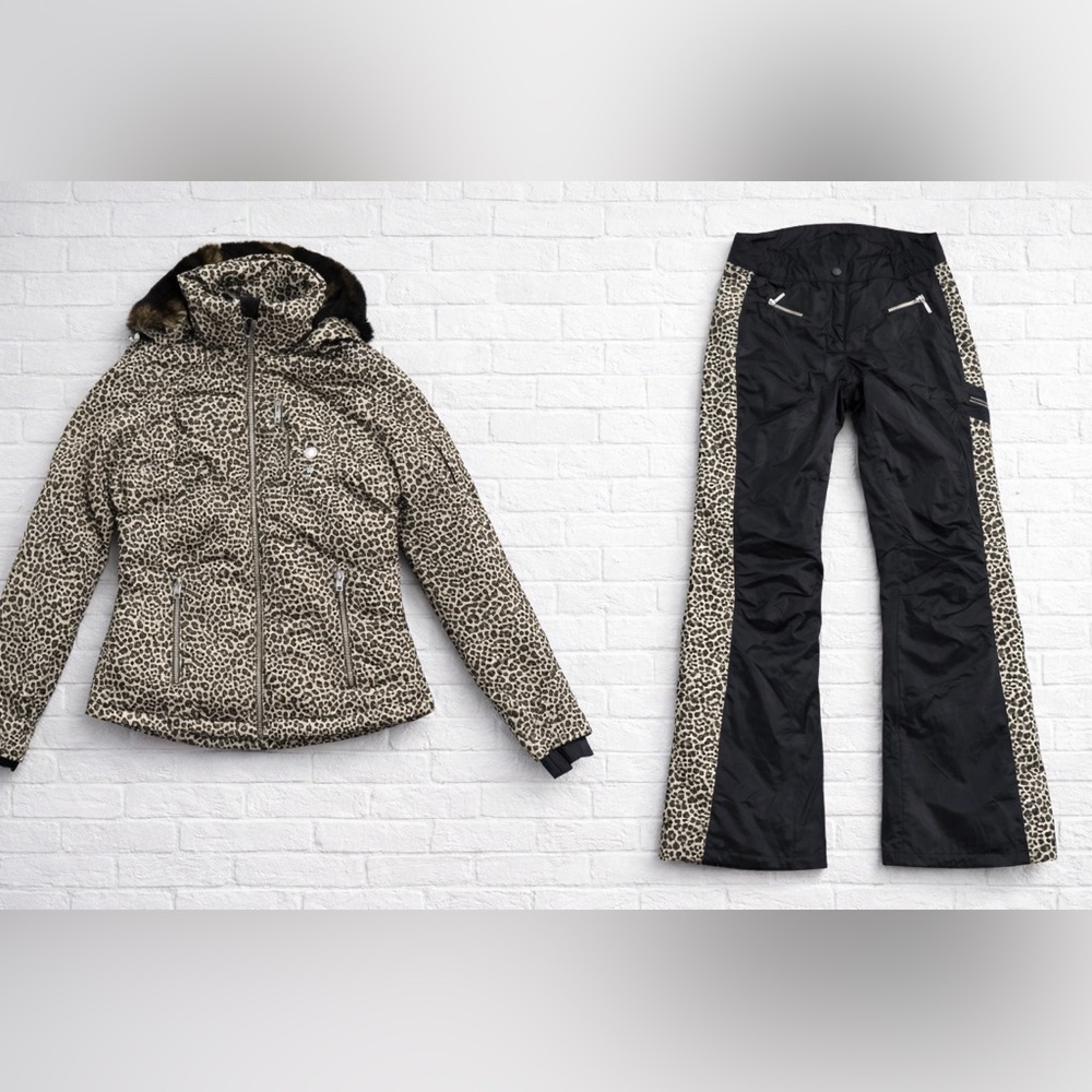 Obermeyer Black and Tan Ski & Snow Jacket